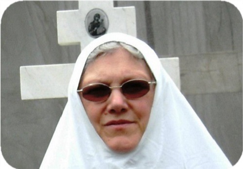 монахиня